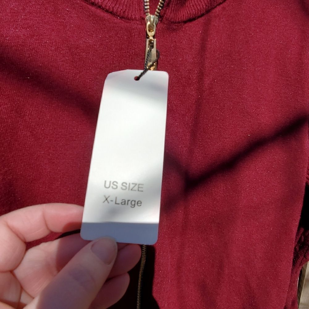 Red Sweater - Picture 7 of 8